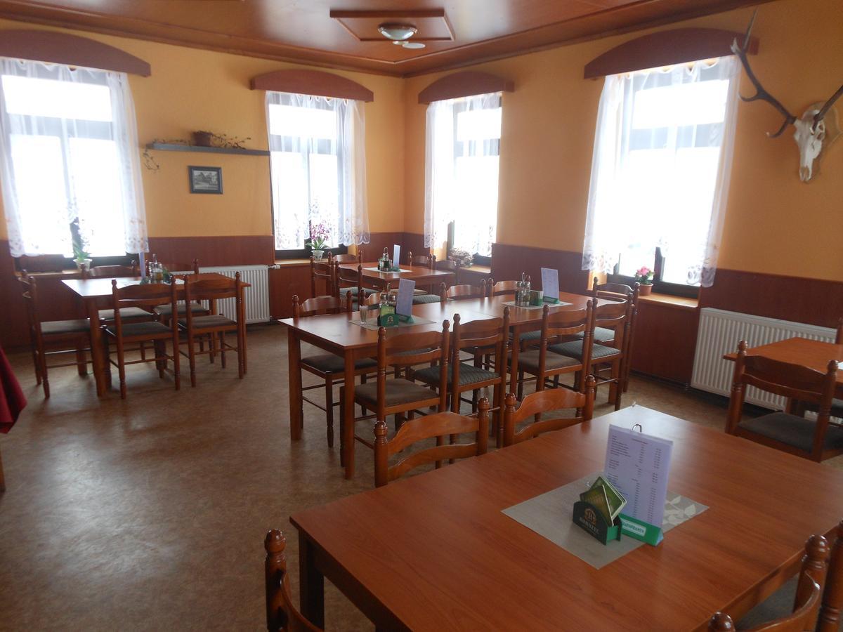 Božanov Restaurace Na Krizovatce 아파트 외부 사진